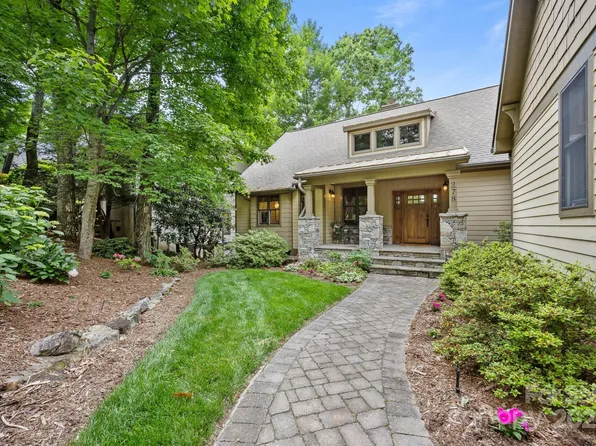 278 High Road Overlook, Hendersonville, NC 28739