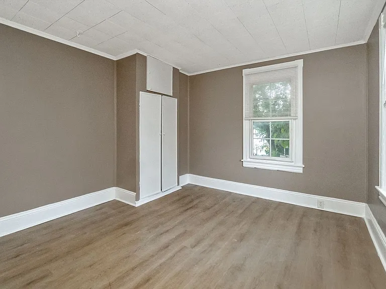 301 W Wilkes Barre St — Photo 14