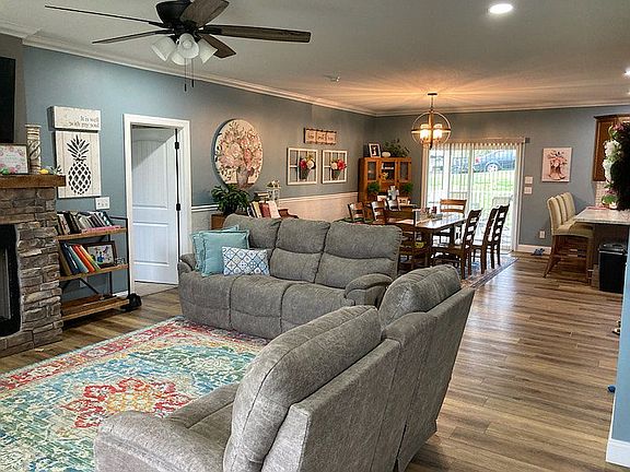 2nd image of 101 Sugarcane Ln