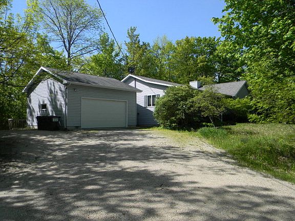 3rd image of 2231 County Road Q