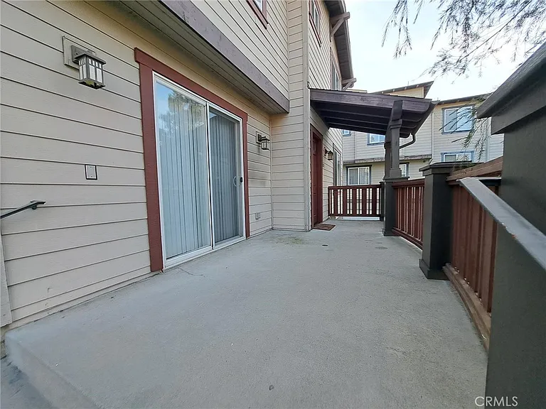 6300 Honolulu Ave #101 — Photo 5