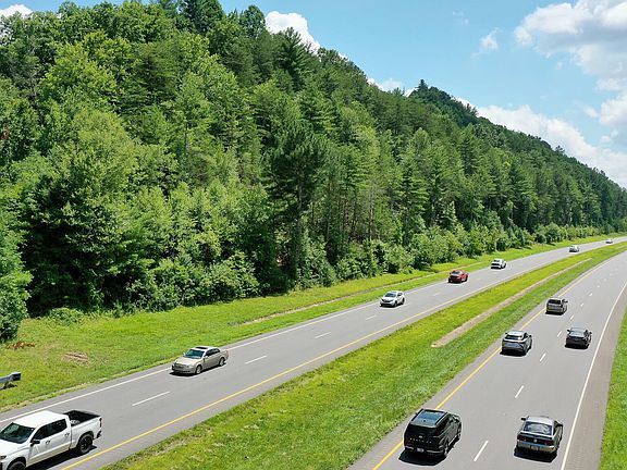 2nd image of 99ac Highway 74/19-129