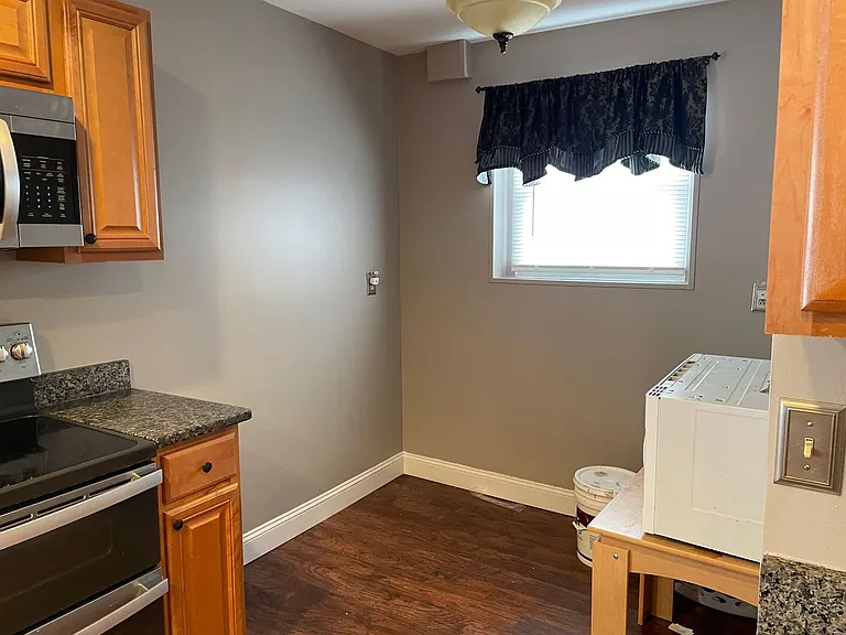 7837 Wendover Ave #1 — Photo 11