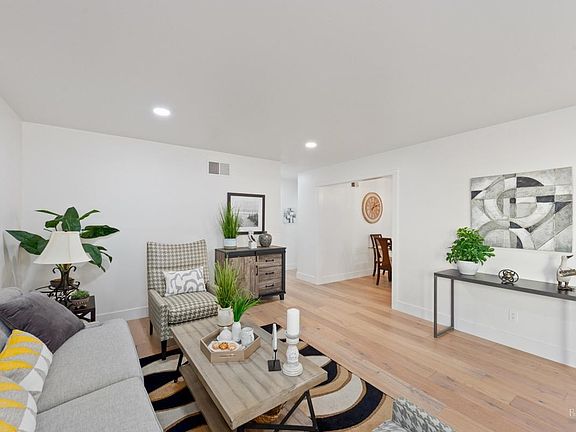 5th image of 1468 Donna Street