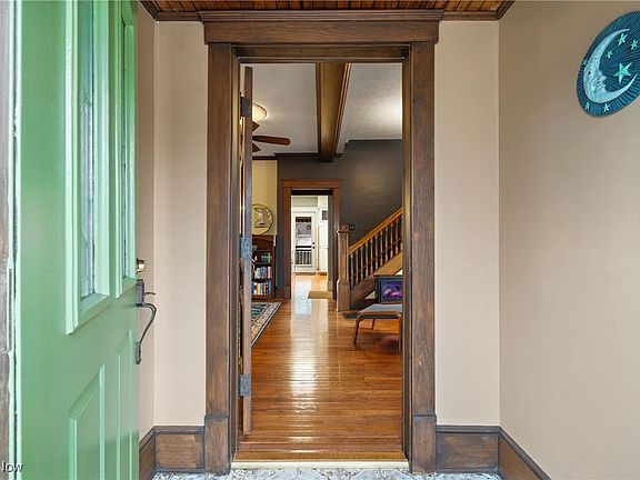 3rd image of 1540 Wyandotte Ave