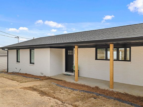 5th image of 326 Elm Dr