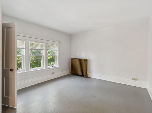 1933 Dupont Ave S #1