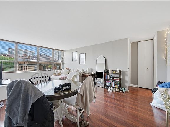 3rd image of 655 W Irving Park Rd APT 412