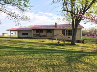 471 E Maxville Rd, Cave City, AR 72521