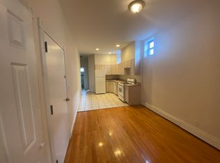 235 16th St #2AA, Brooklyn, NY 11215