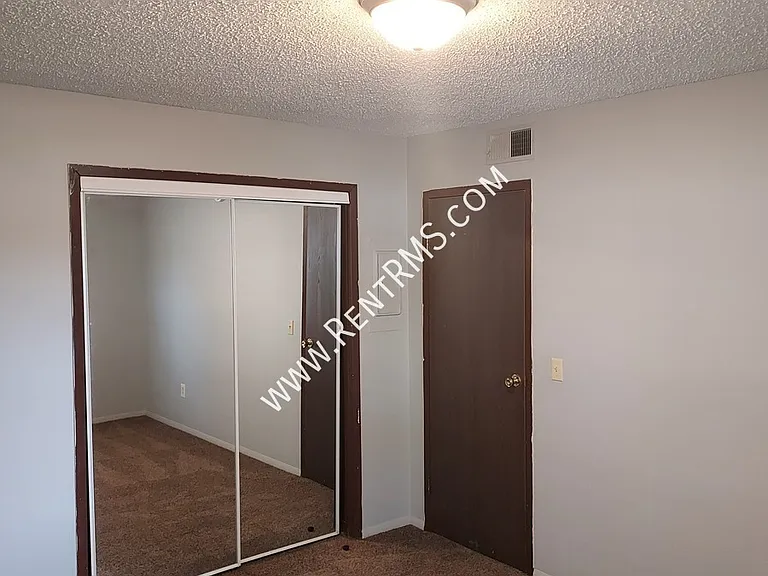1213 Yuma St — Photo 16