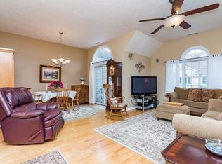 249 Salem St UNIT 5, Reading, MA 01867