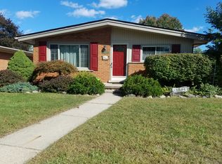 18596 Sunset St, Livonia, MI 48152