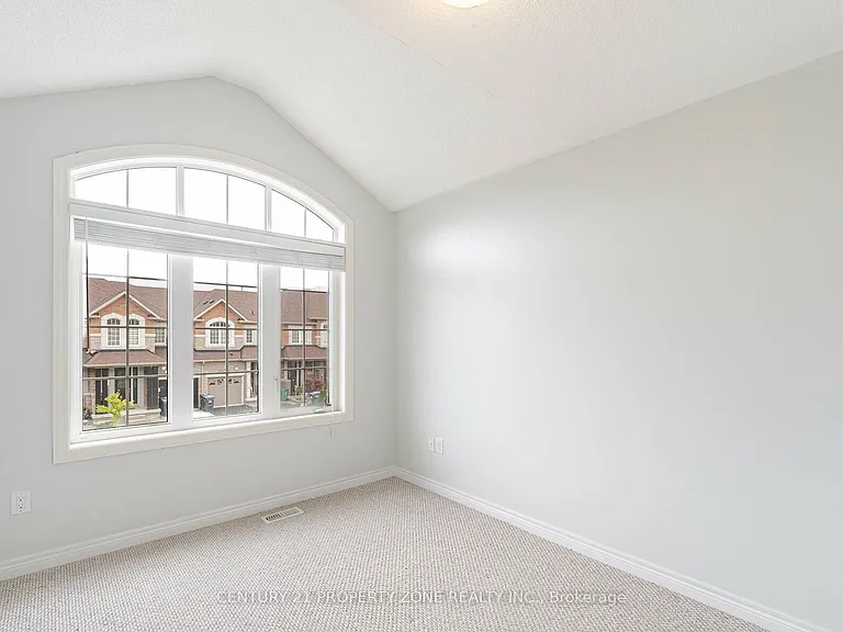 6 Dufay Rd — Photo 16