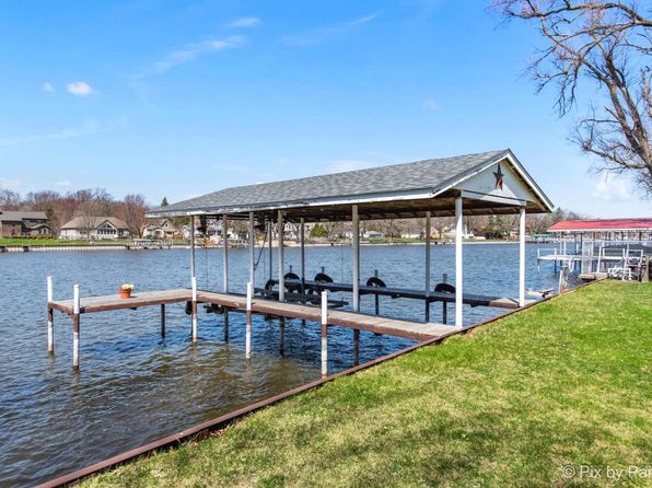 1425 N River Rd, McHenry, IL 60051