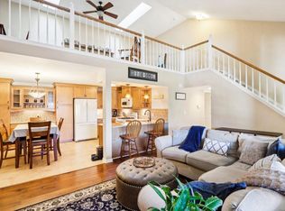 533 Westfield Way UNIT F, Pewaukee, WI 53072