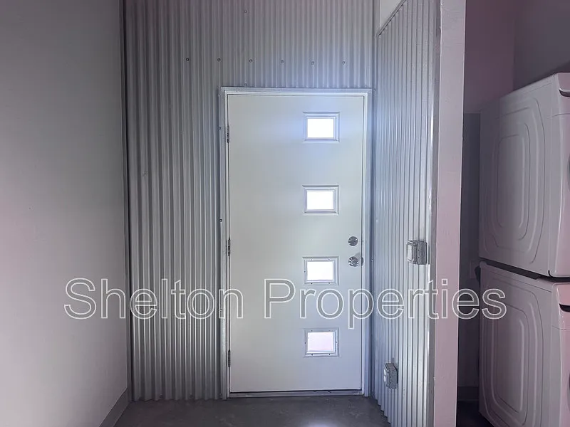 3 bed, 2.5 bath, 1500 sqft, $1,745 — Photo 2