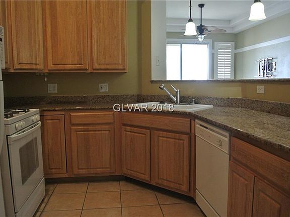 2nd image of 225 Big Horn Dr Unit 2