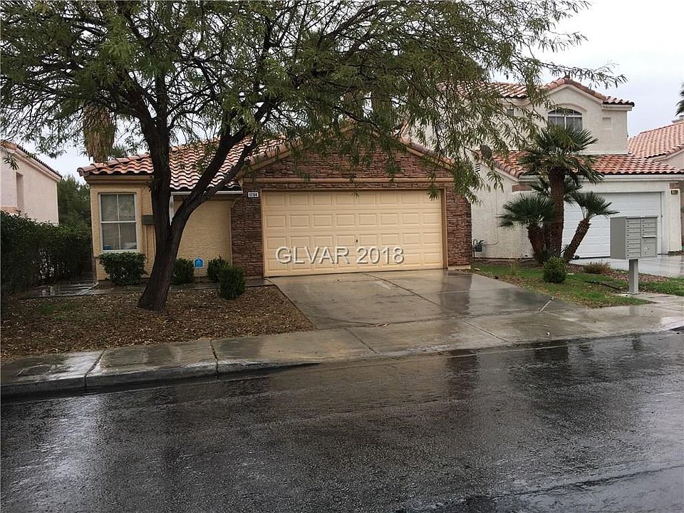 1st image of 1704 Leaning Pine Way