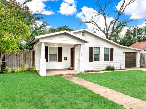 1607 14TH ST, Hondo, TX 78861