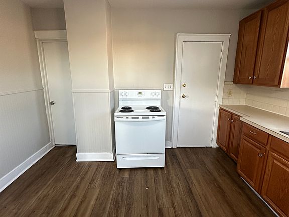 4th image of 1463 Dixwell Ave #2D