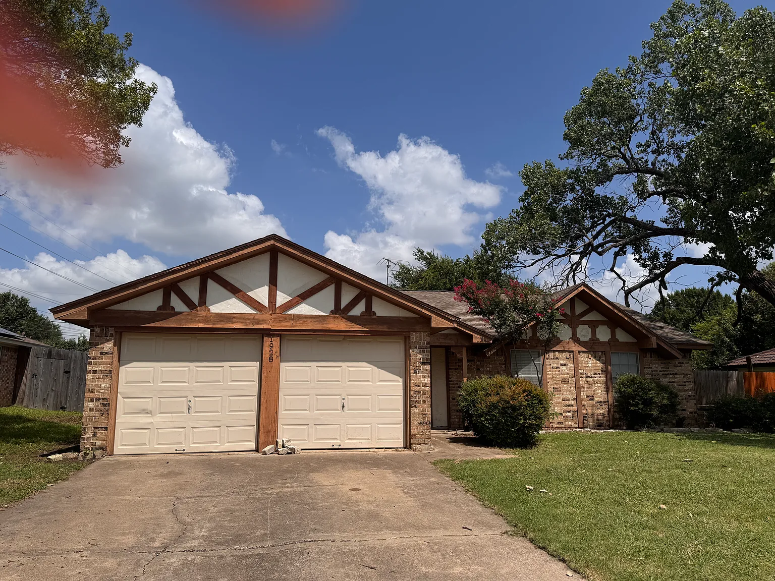 3 bed, 1380 sqft, $1,800 — Photo 1