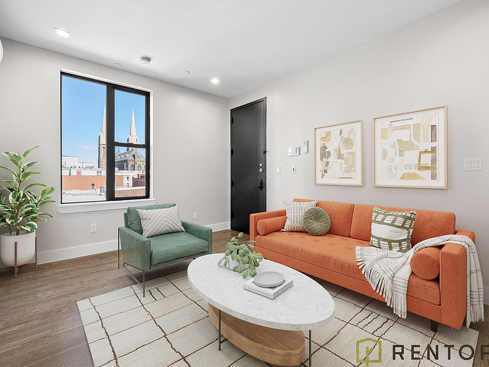 1st image of 90 Manhattan Ave #502A