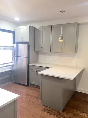 Rented by Ricardo Martins, LREB | media 8