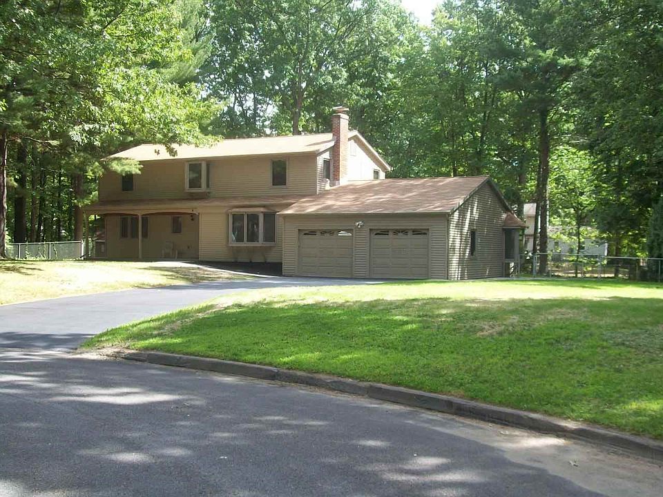 1st image of 4 Collins Ct