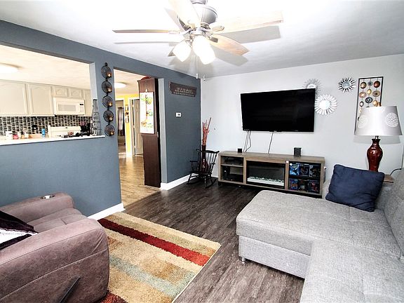 5th image of 319 Pershing Ave