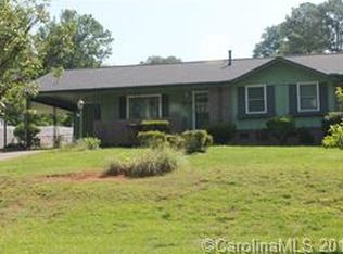 2450 Devon Dr, Dallas, NC 28034