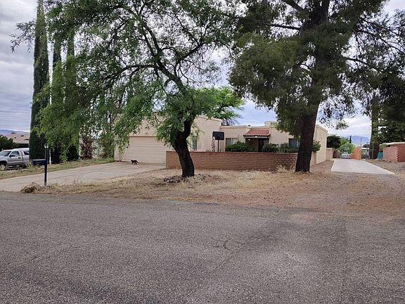 2nd image of 1180 Avenida Leon #B