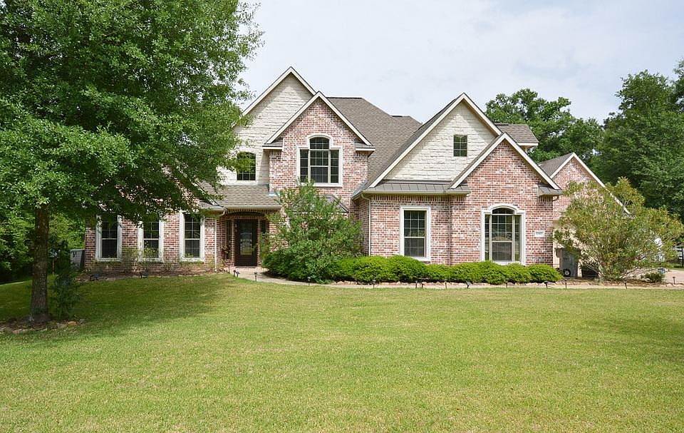 This is it! What a beautiful custom home with elegant touches throughout!
