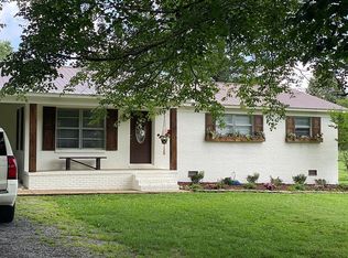 70 Poplar Dr, Rainsville, AL 35986