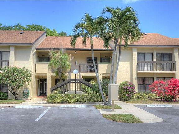 4th image of 5087 Oak Hill Ln APT 324