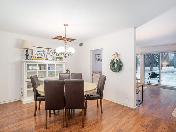 4th image of 1972 S Shore Dr APT 2