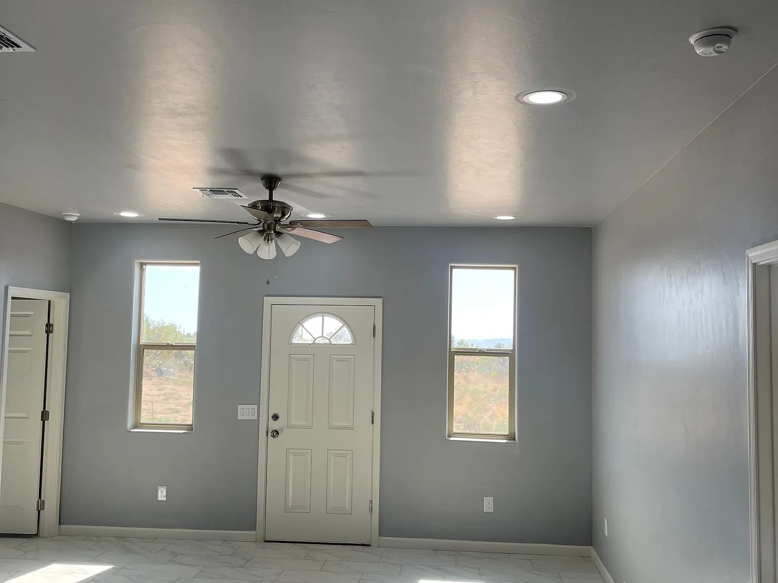148 S Montgomery Ave — Photo 2