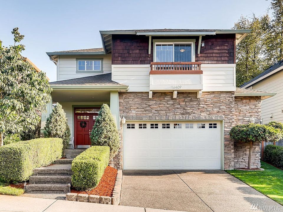 Gorgeous Woodside Craftsman 