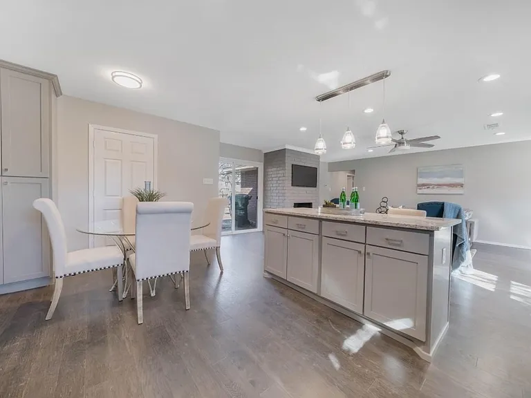 1131 Forester Dr — Photo 9