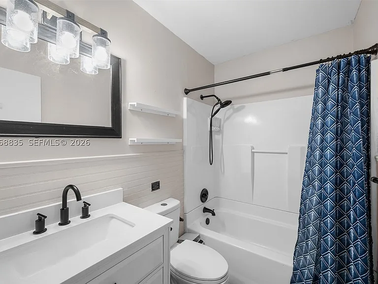 3317 NE Jeannette Dr — Photo 9