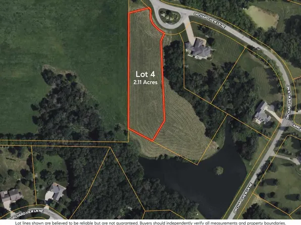 4 Orchard View Ln NE, Iowa City, IA 52240