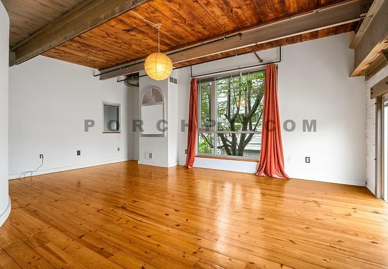 1661 La France St NE #228 — Photo 17