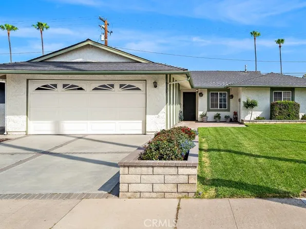 8191 Taylor Dr, Huntington Beach, CA 92646