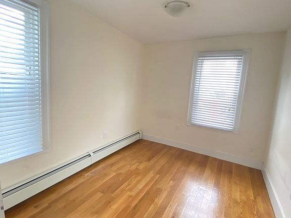 3rd image of 33 Harding St #1