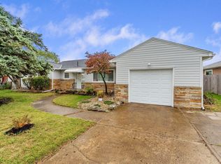 3107 Eakin Rd, Columbus, OH 43204