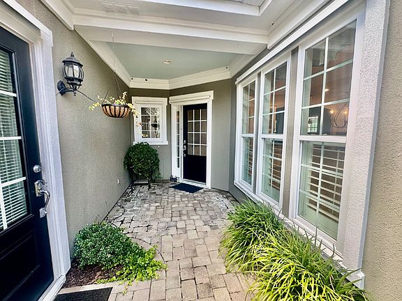 2nd image of 120 Spring Beauty Dr
