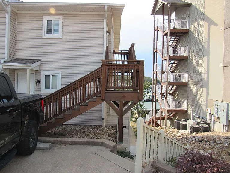 1247 Jeffries Rd — Photo 23