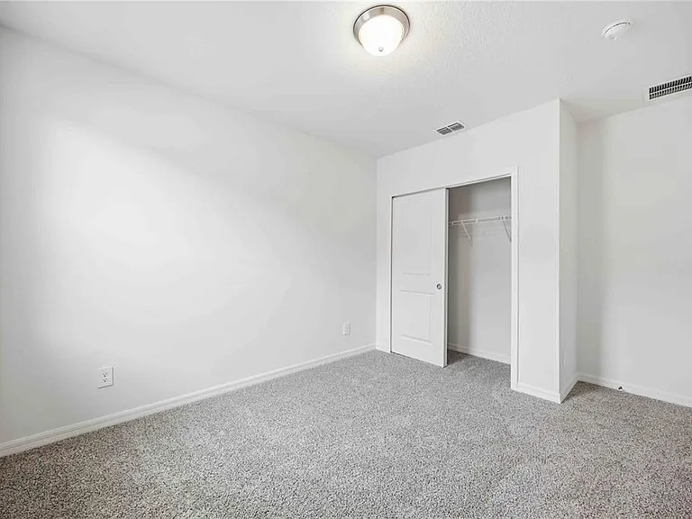 5009 Katrina Dr — Photo 12
