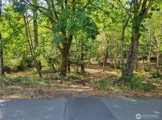 900 E Wilson Way, Grapeview, WA 98546