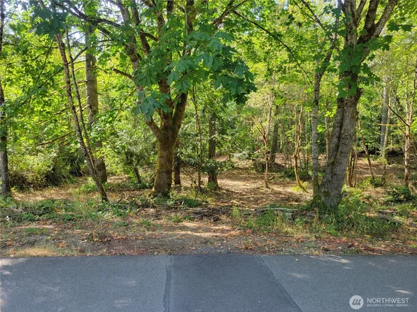 900 E Wilson Way, Grapeview, WA 98546